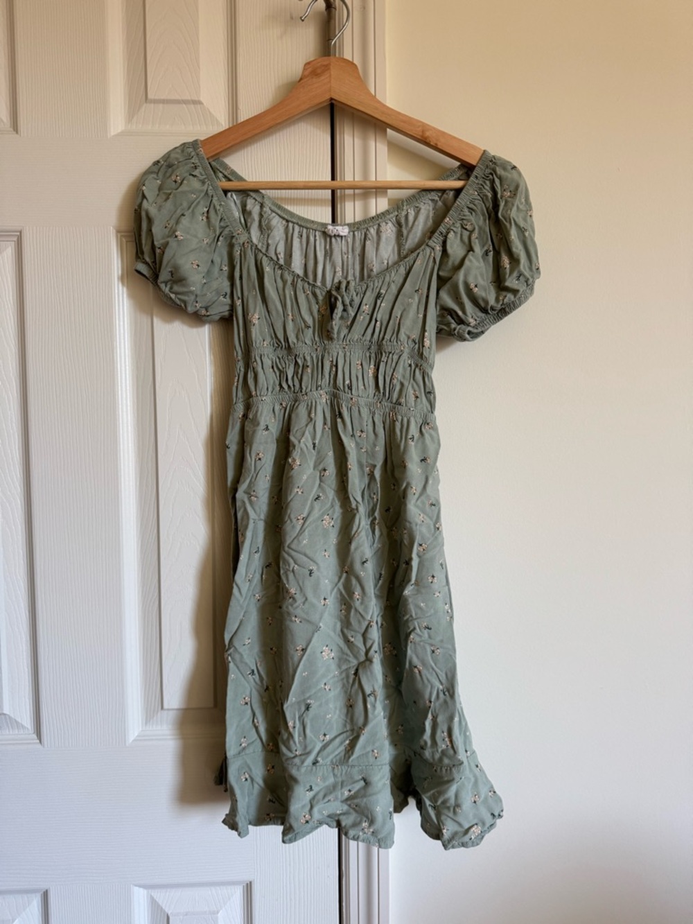 👗COTTON ON GREEN COTTAGECORE FLORAL PUFF SLEEVE DRESS👗